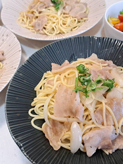 塩レモン豚カルビ焼そば☆ガツンとサッパリ-レシピのメイン写真