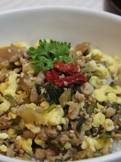 カジキと蒟蒻のそぼろご飯-レシピのメイン写真