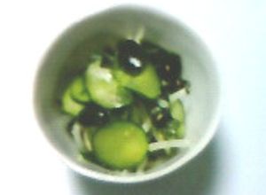 もやしの酢の物（もやし・紫蘇・ワカメ等）-レシピのメイン写真