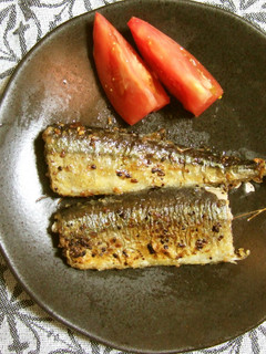 秋刀魚のガーリックオリーブオイル焼き-レシピのメイン写真
