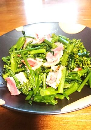 ステイックセニョールとベーコンの塩炒め-レシピのメイン写真