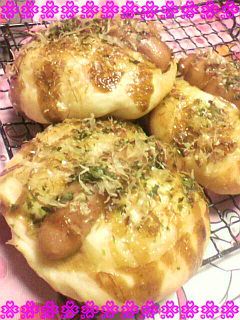 お好み焼き風味の速攻ウインナーパン♪-レシピのメイン写真