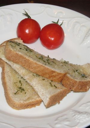 食パンで♪ガーリックトースト-レシピのメイン写真