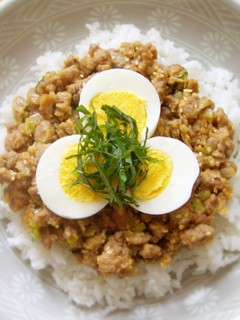 大葉入り和風肉みそのっけ丼-レシピのメイン写真