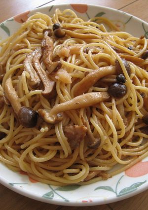 たっぷりきのこと明太子の醤油バターパスタ-レシピのメイン写真