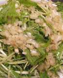 水菜のサラダ　たまねぎレモンドレッシング