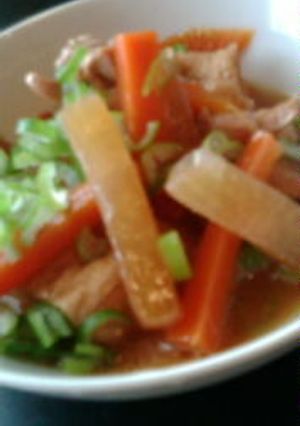 ＊昔ながらの味＊大根と人参の煮物-レシピのメイン写真