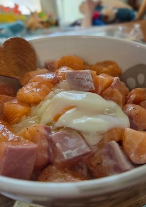 ほりにし&オリーブオイルの温玉サーモン丼-レシピのメイン写真