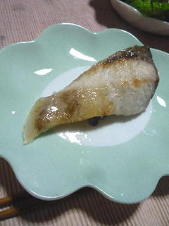 ごま油を塗った ぶりの塩焼き-レシピのメイン写真