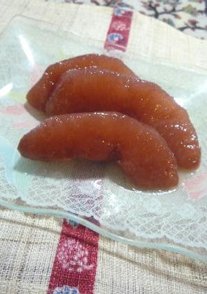 赤色がきれいな　梨の赤ワイン煮-レシピのメイン写真