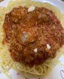 ミートボール入りミートソースパスタ