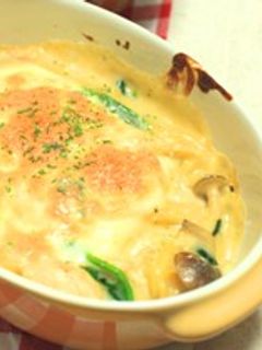 トロ~りほうれん草とゆで卵のグラタン♪-レシピのメイン写真