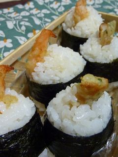 えび天むす&ちくわ天むすのちょこっと弁当-レシピのメイン写真