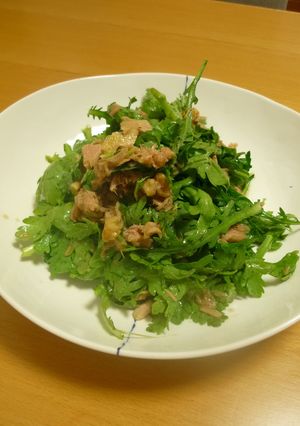生でモリモリ食べられる♪春菊のサラダ-レシピのメイン写真