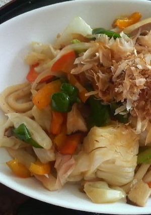 野菜炒めの素で焼きうどん-レシピのメイン写真