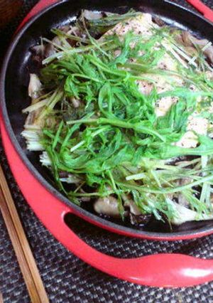 簡単♪旬のお魚♪鮭・舞茸・水菜の蒸し焼き-レシピのメイン写真