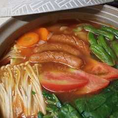 รูปของ ピリ辛トマト鍋♪