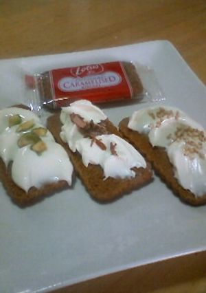 プチガトー♪ロータスで簡単チーズタルト風-レシピのメイン写真
