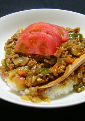 トマトと食べるドライカレー-レシピのメイン写真