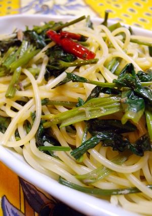 空芯菜とアンチョビのパスタ-レシピのメイン写真
