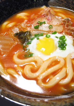 暖か!とろとろ~☆キムチうどん-レシピのメイン写真