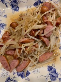 もやしとソーセージ炒め-レシピのメイン写真