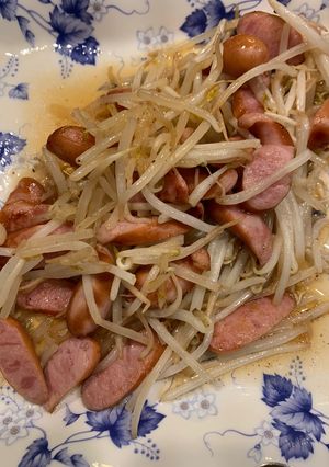 もやしとソーセージ炒め-レシピのメイン写真