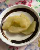巨大な胡瓜を浅漬けでご飯のお供に！