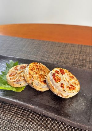 れんこんの梅つくねはさみ焼き＊お弁当にも◎-レシピのメイン写真