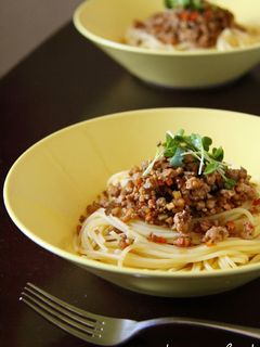 ごぼうとひき肉のピリ辛パスタ-レシピのメイン写真