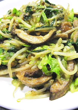 スタミナ食の王者　レバー野菜炒め-レシピのメイン写真