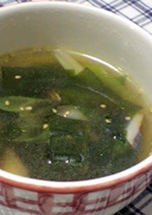 オリーブオイルでわかめスープ-レシピのメイン写真