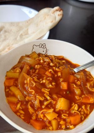 カップ麺カレー味を逆にカレーに-レシピのメイン写真