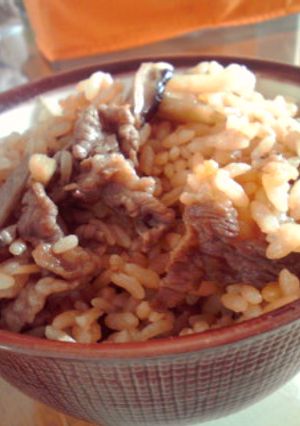 牛肉ゴボウ椎茸の炊き込みご飯-レシピのメイン写真
