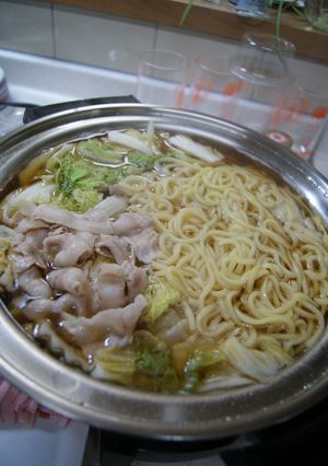 たった3つの材料で♡簡単ラーメン鍋♡-レシピのメイン写真