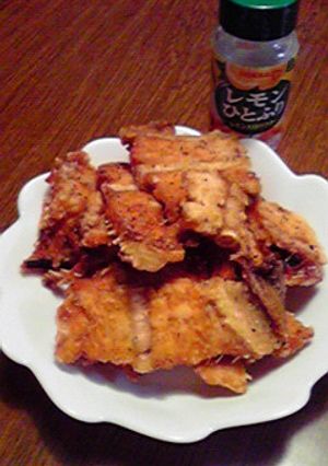 簡単おつまみ・鮭のアラ揚げ-レシピのメイン写真