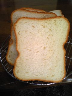 HBで♪カルピス食パン-レシピのメイン写真