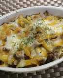 ひき肉とじゃが芋のチーズ焼き