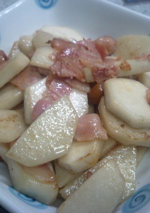 さといもとベーコンのささっと炒め～-レシピのメイン写真