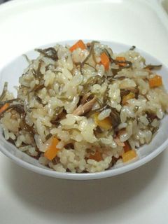 簡単♪ツナとにんじんの炊き込みご飯-レシピのメイン写真