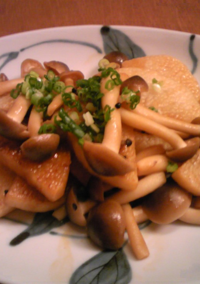 山芋ときのこのにんにく醤油炒め-レシピのメイン写真