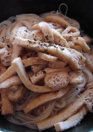 簡単!きつねうどん?-レシピのメイン写真