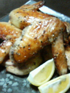 手羽焼き~ゴマ山椒風味♪お供はビール??-レシピのメイン写真