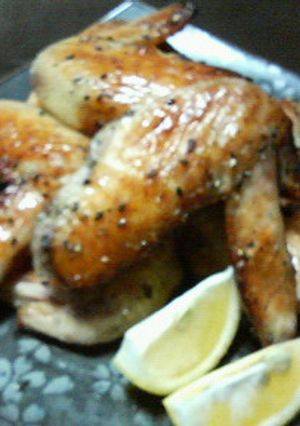 手羽焼き～ゴマ山椒風味♪お供はビール？？-レシピのメイン写真