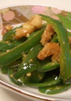 鶏皮＆ぴーまんの味噌炒め♪-レシピのメイン写真