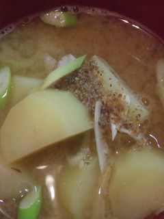 焼干しでじゃがいものお味噌汁-レシピのメイン写真