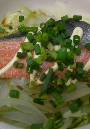 レンジで４分☆鮭のホイル焼き風に-レシピのメイン写真