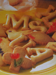 型抜きクッキー($・・)/-レシピのメイン写真