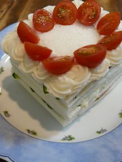 サンドウィッチのお誕生日ケーキ風-レシピのメイン写真