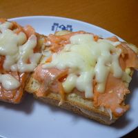 基本からアレンジまで！思わずつくりたくなる「スモークサーモン